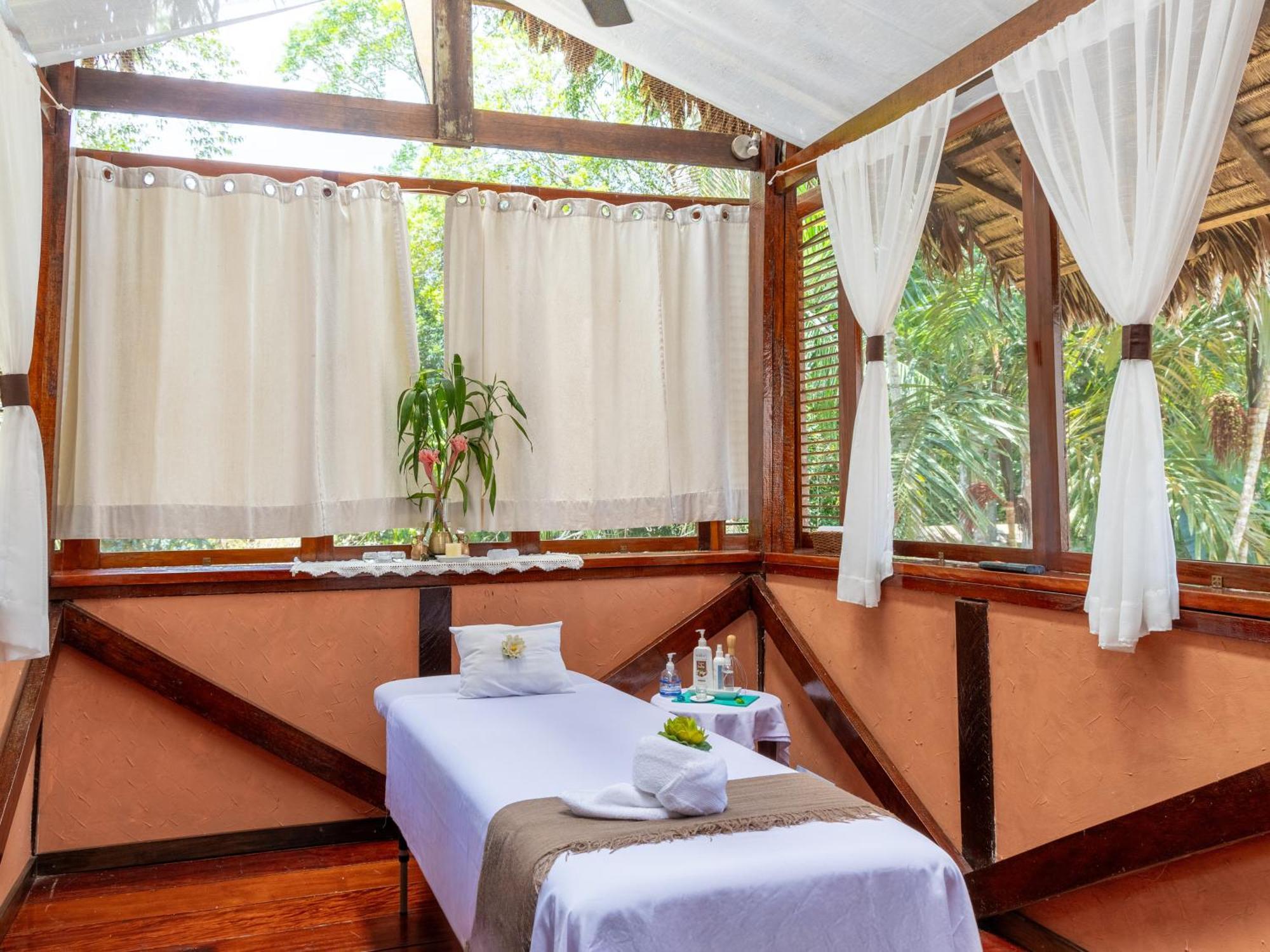 Refugio Amazonas Lodge Tambopata Eksteriør billede